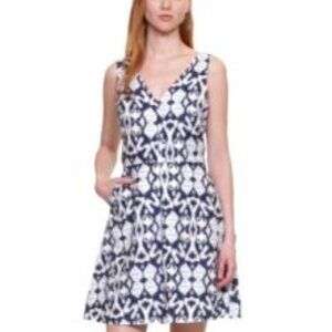 GAP fitted and flare dress multicolor size 2 GAP